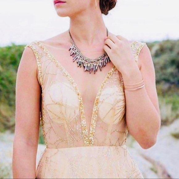 :: S&D Bronze/Rose Bora Fringe Statement Necklace - Picture 3 of 8